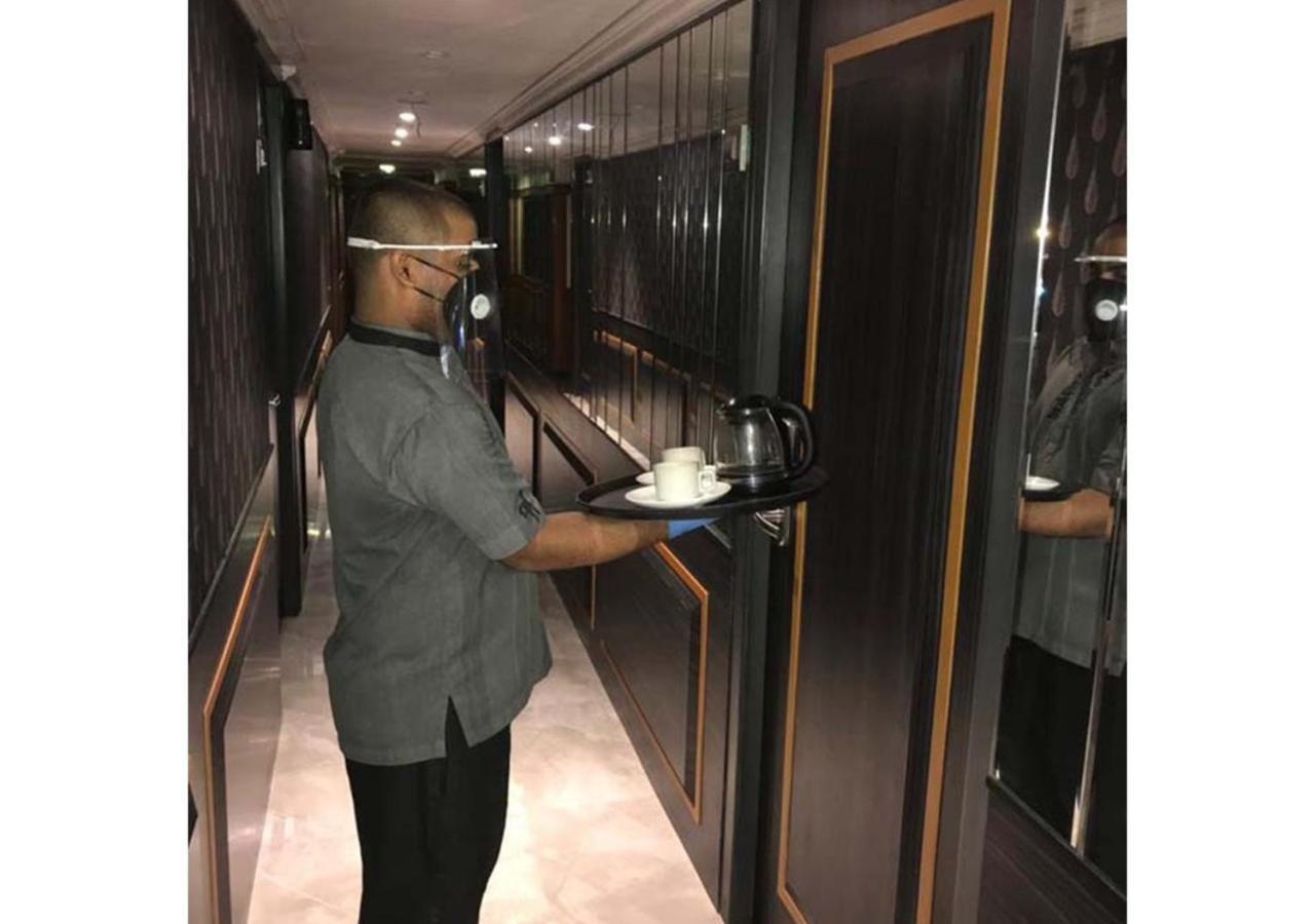 Gulf Hotel Bombay Eksteriør billede