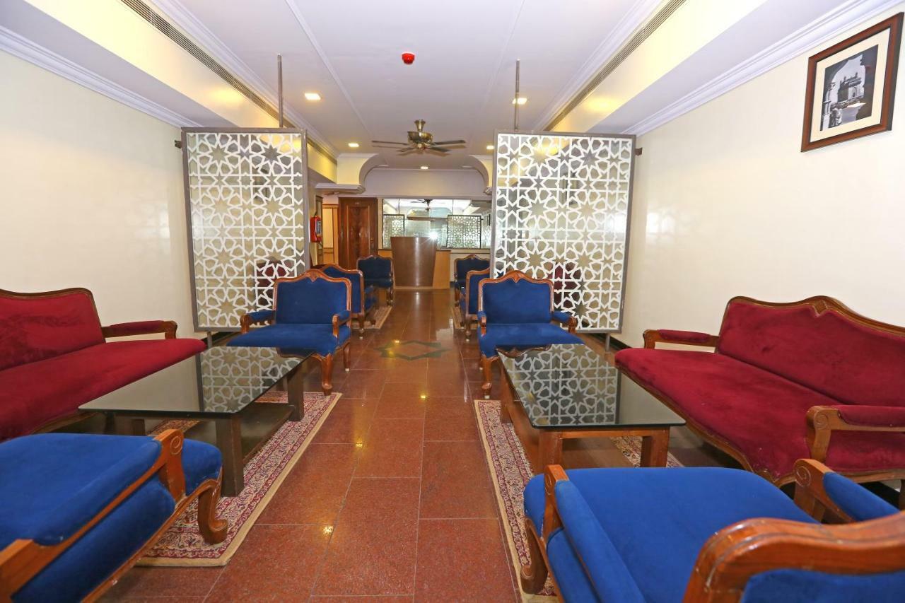 Gulf Hotel Bombay Eksteriør billede